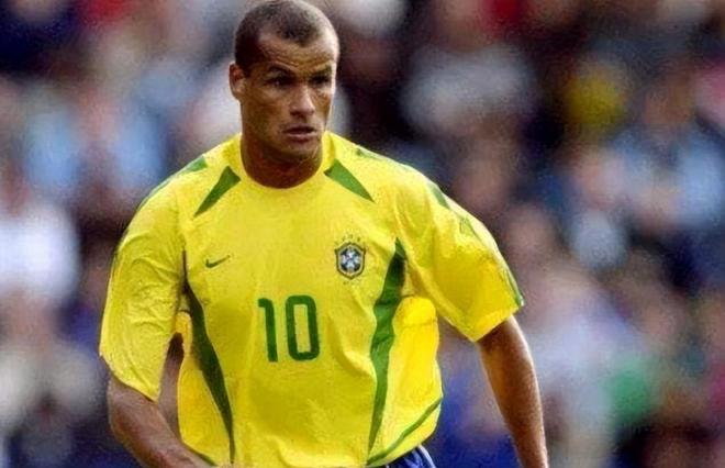 该滑板场不 该滑板场不