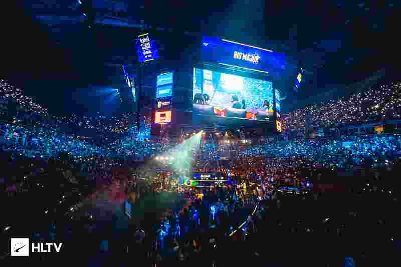 更加紧凑的 更加紧凑的