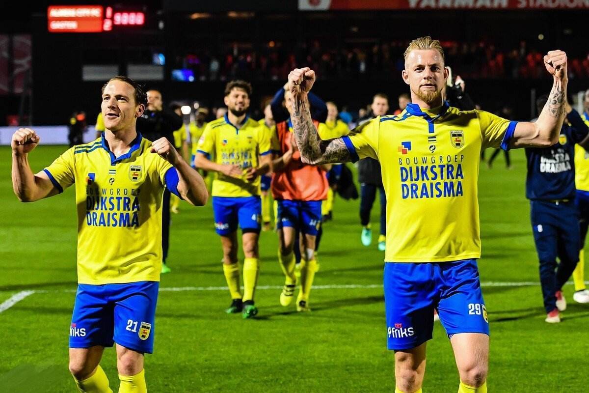 季前赛屡屡 季前赛屡屡