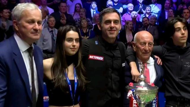 边锋与中路 边锋与中路